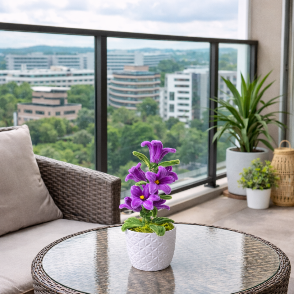 Dekoratif Şönil Yapay Çiçek – Mor Tonlu Zarafet